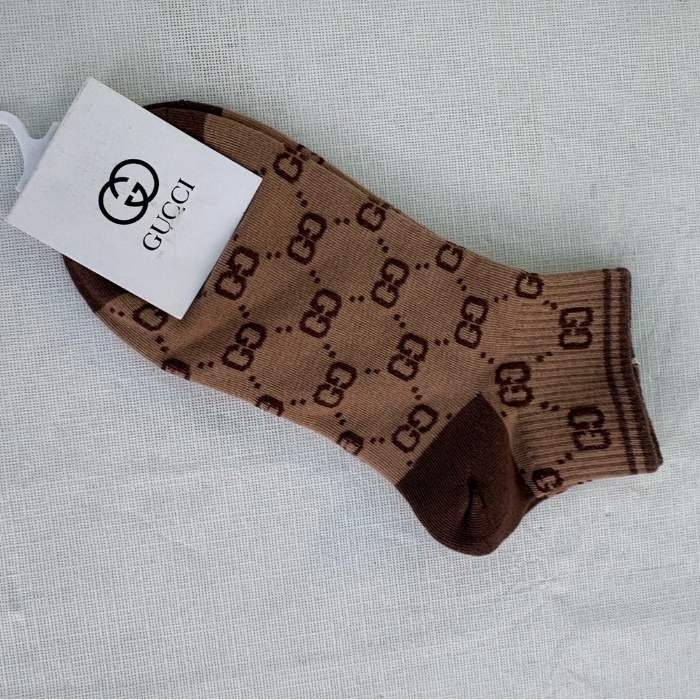 Gucci Beige and Dark Brown GG Ankle Socks